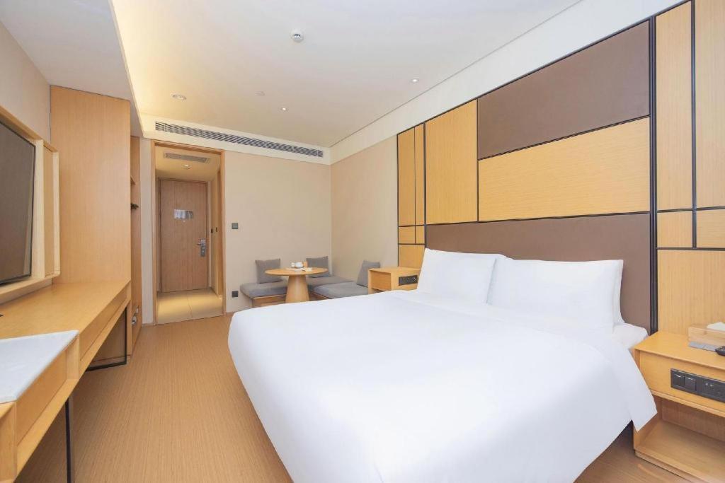 Ji Hotel Shanghai The Bund Tiantong Road Exteriör bild