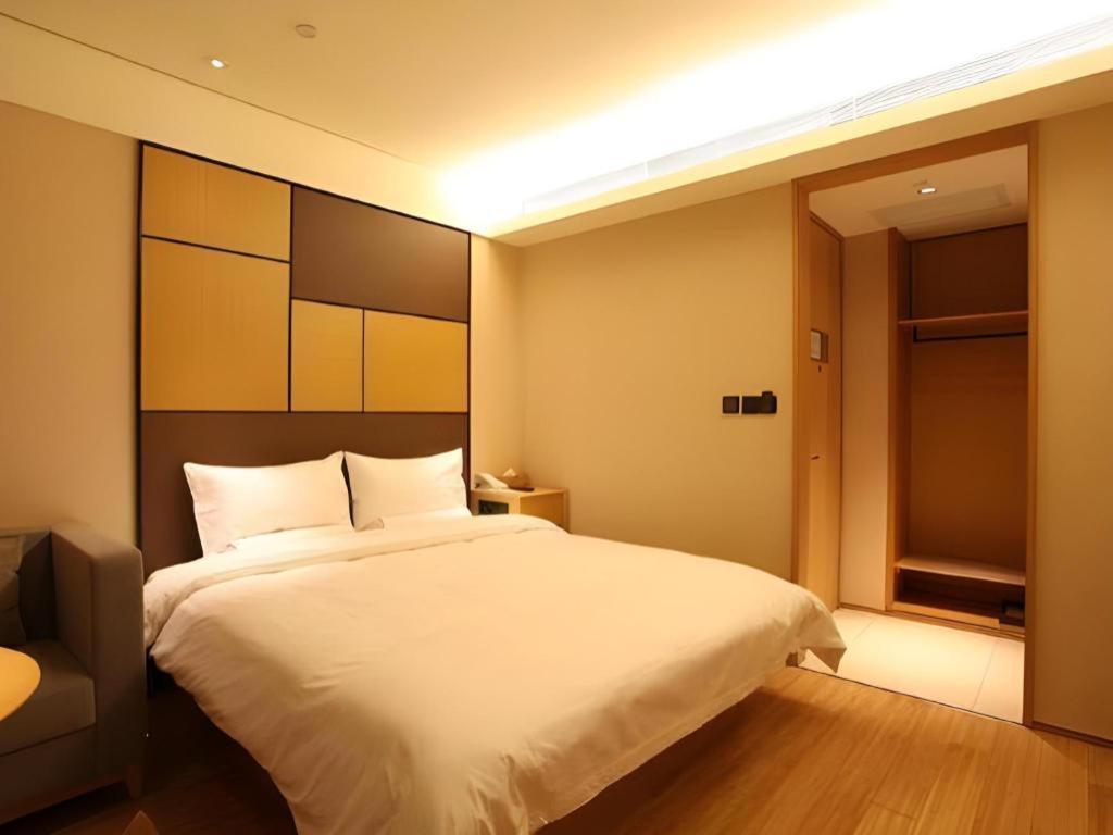 Ji Hotel Shanghai The Bund Tiantong Road Exteriör bild