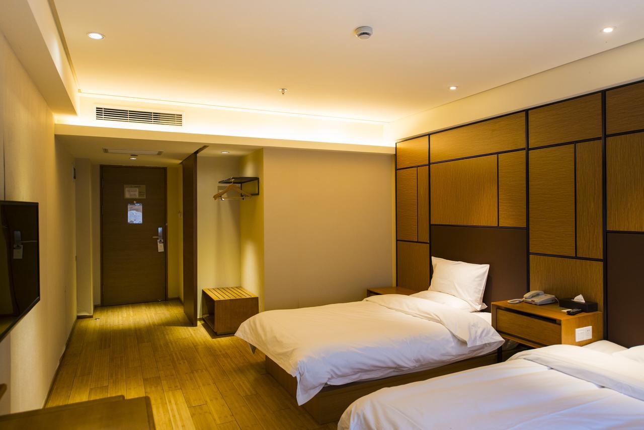 Ji Hotel Shanghai The Bund Tiantong Road Exteriör bild